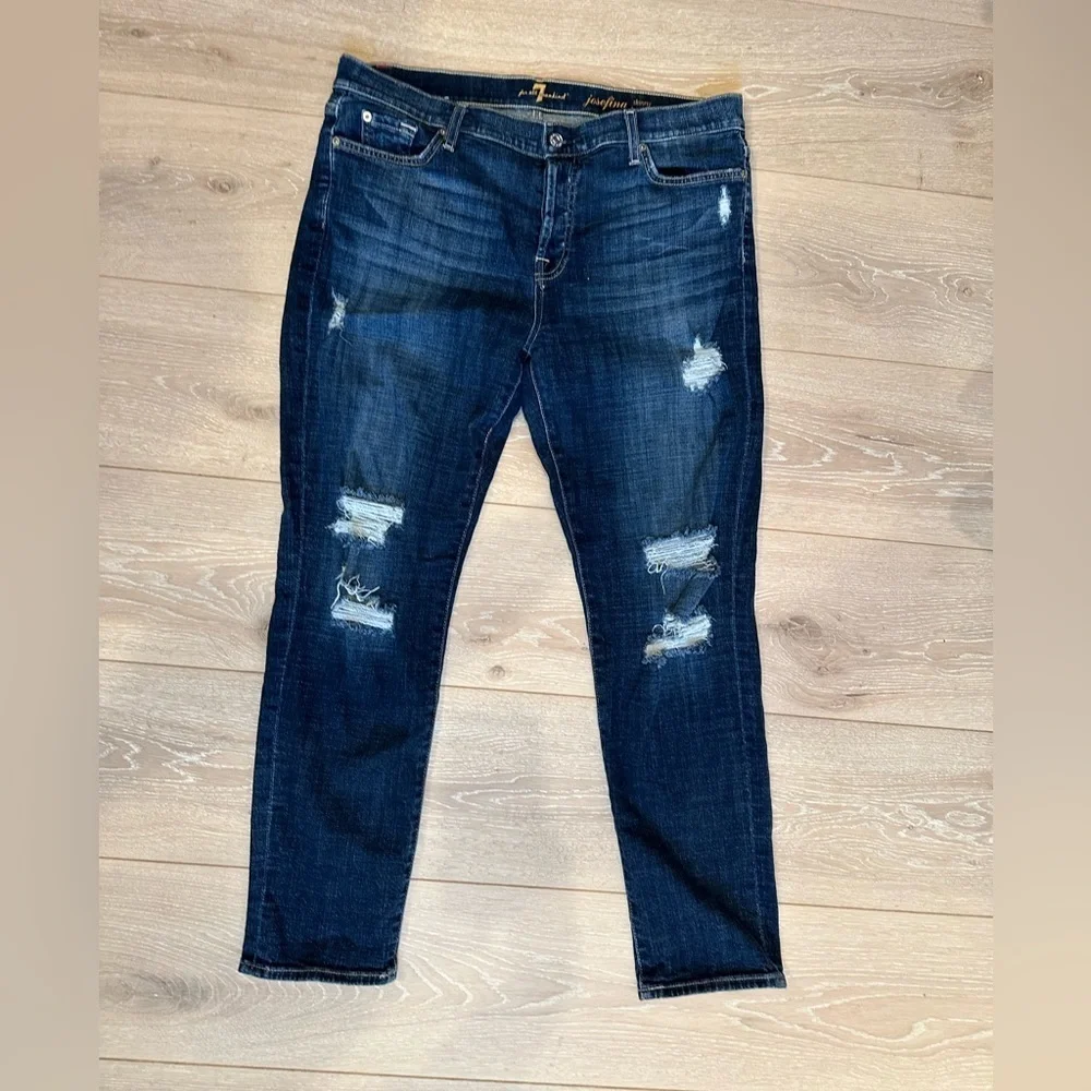 7 for all Mankind Josefina Skinny Boyfriend Destroyed Denim Jeans - Picture 3 of 9